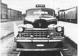 Illustration for article titled These Modified Cars Ferried Rail Crews in Style